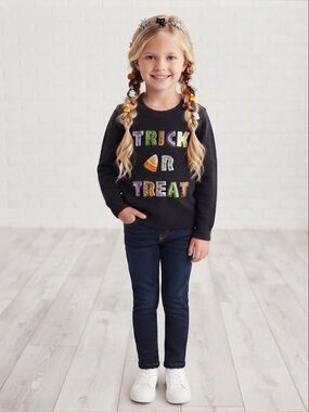 ZUNI Girls' Black 'Sequins Trick or Treat' Halloween Sweater